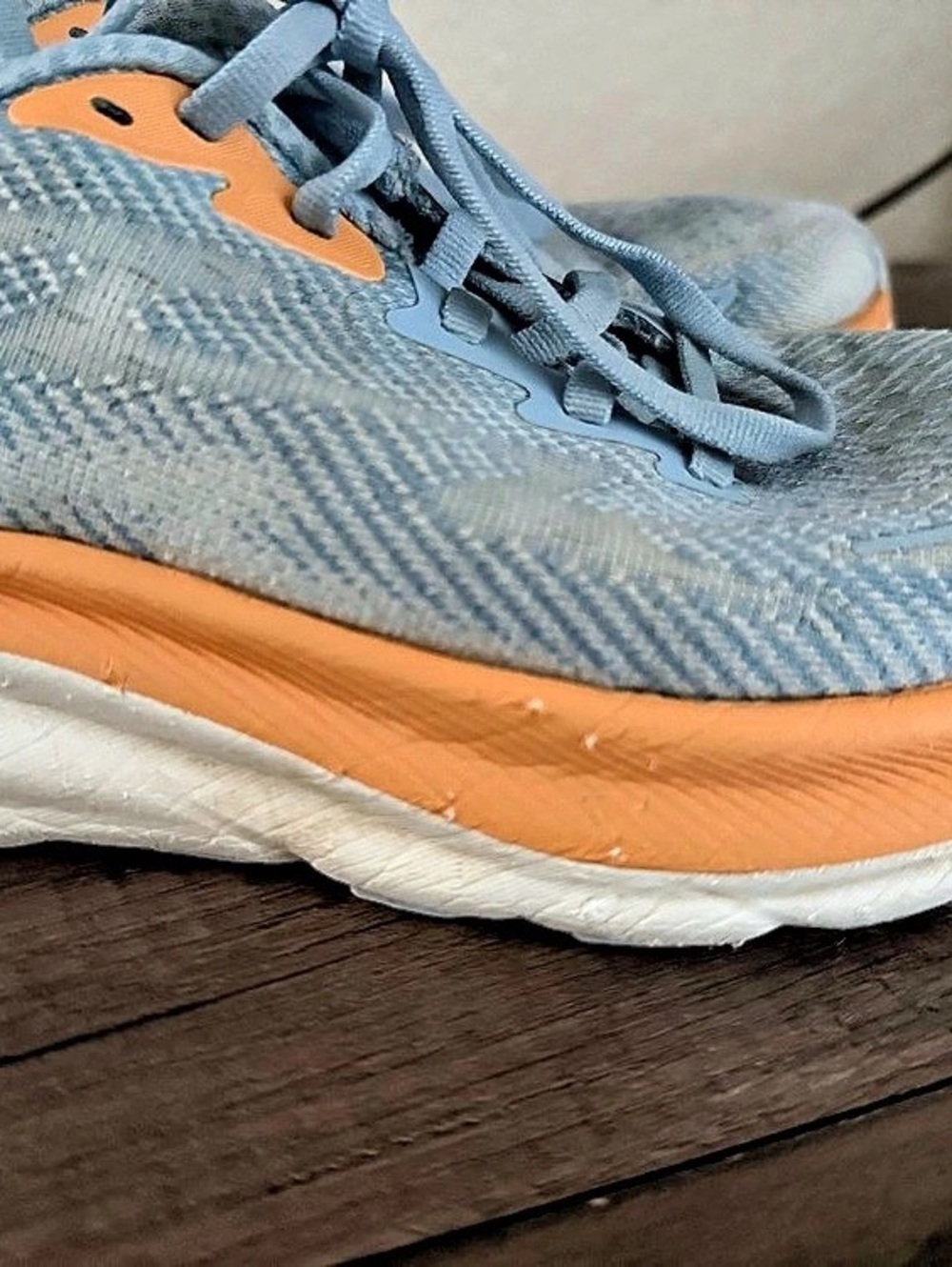 HOKA Clifton 9 Women's Blue & Orange US 5.5 Athletic Shoes - Picture 2 of 9